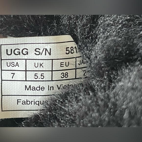 UGG NEW Women’s Black Classic Tall II Boot size US 7 - Picture 7 of 8